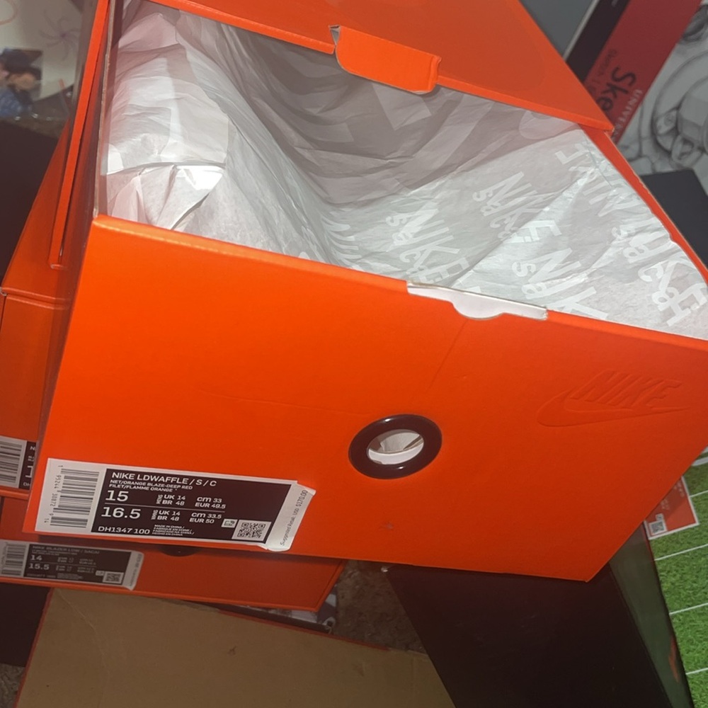 Nike Orange Shoe Boxes - Picture 3 of 4